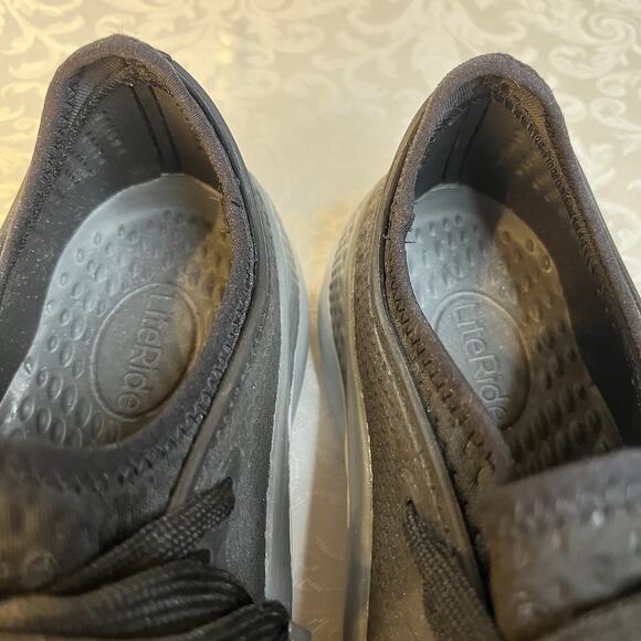 EUC Crocs Women's 9 Literide 360 Pacer Black Walking Shoes Waterproof MINT! - Picture 10 of 10